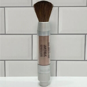 Artiba Angel Glow In-Dispensable Shimmer Luminizer